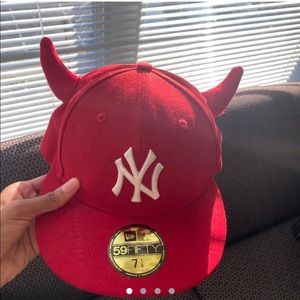 Ryder Studios horned fitted cap size 7 1/8❤️‍🔥